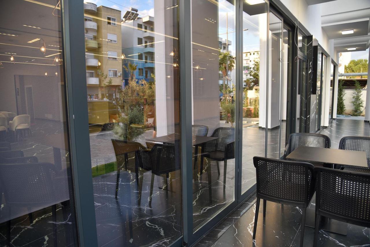 Hotel Lubjana دراس المظهر الخارجي الصورة