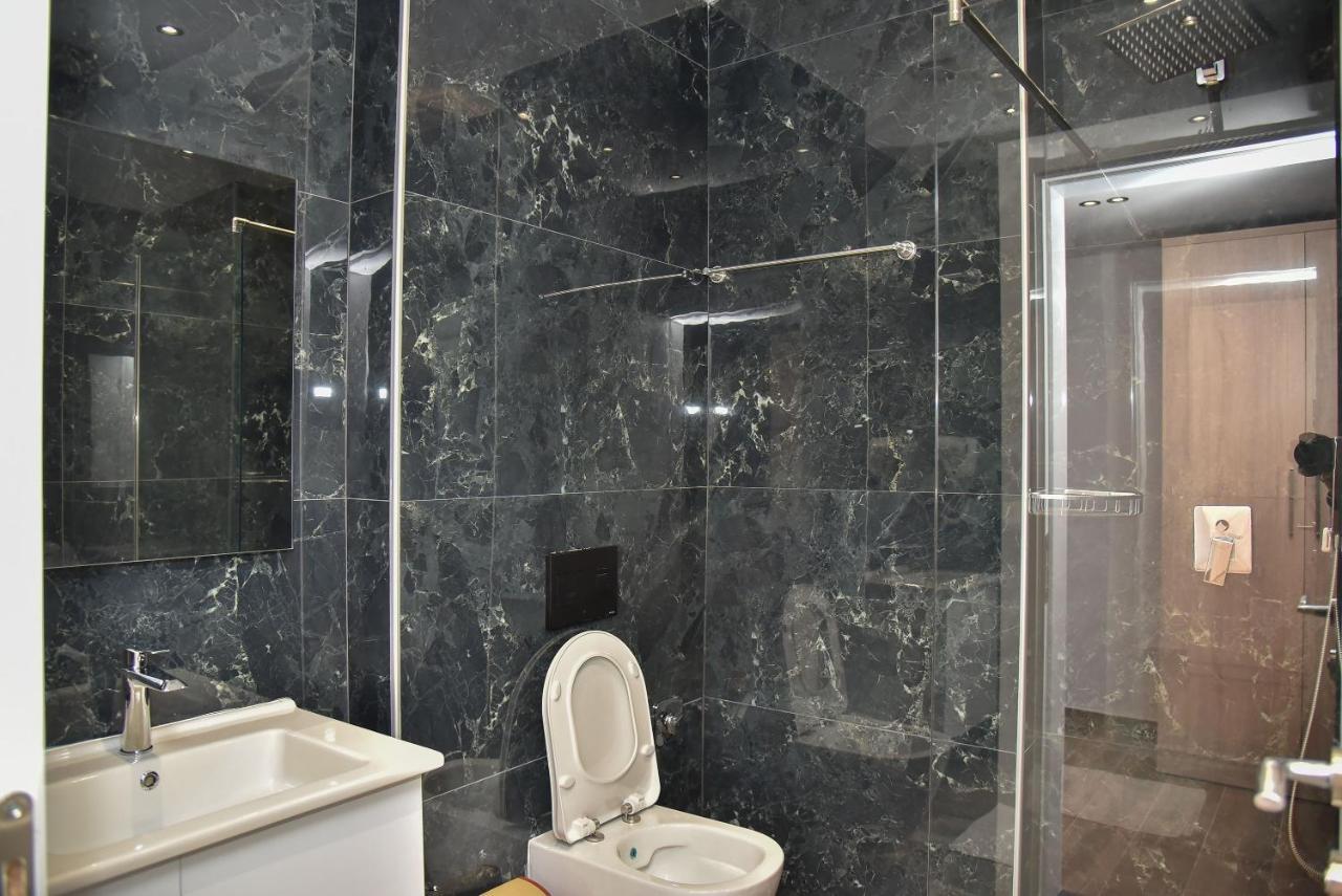 Hotel Lubjana دراس المظهر الخارجي الصورة