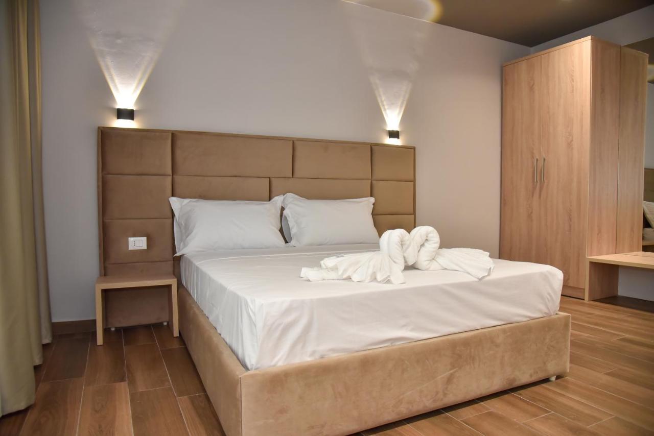 Hotel Lubjana دراس المظهر الخارجي الصورة