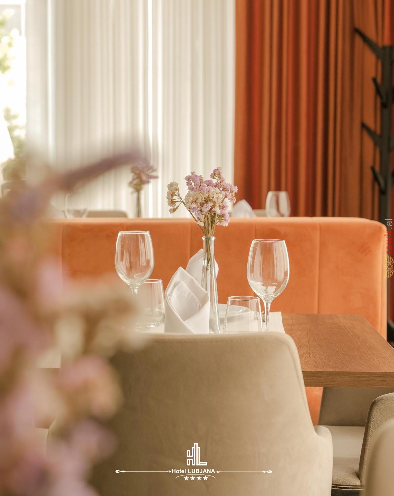 Hotel Lubjana دراس المظهر الخارجي الصورة